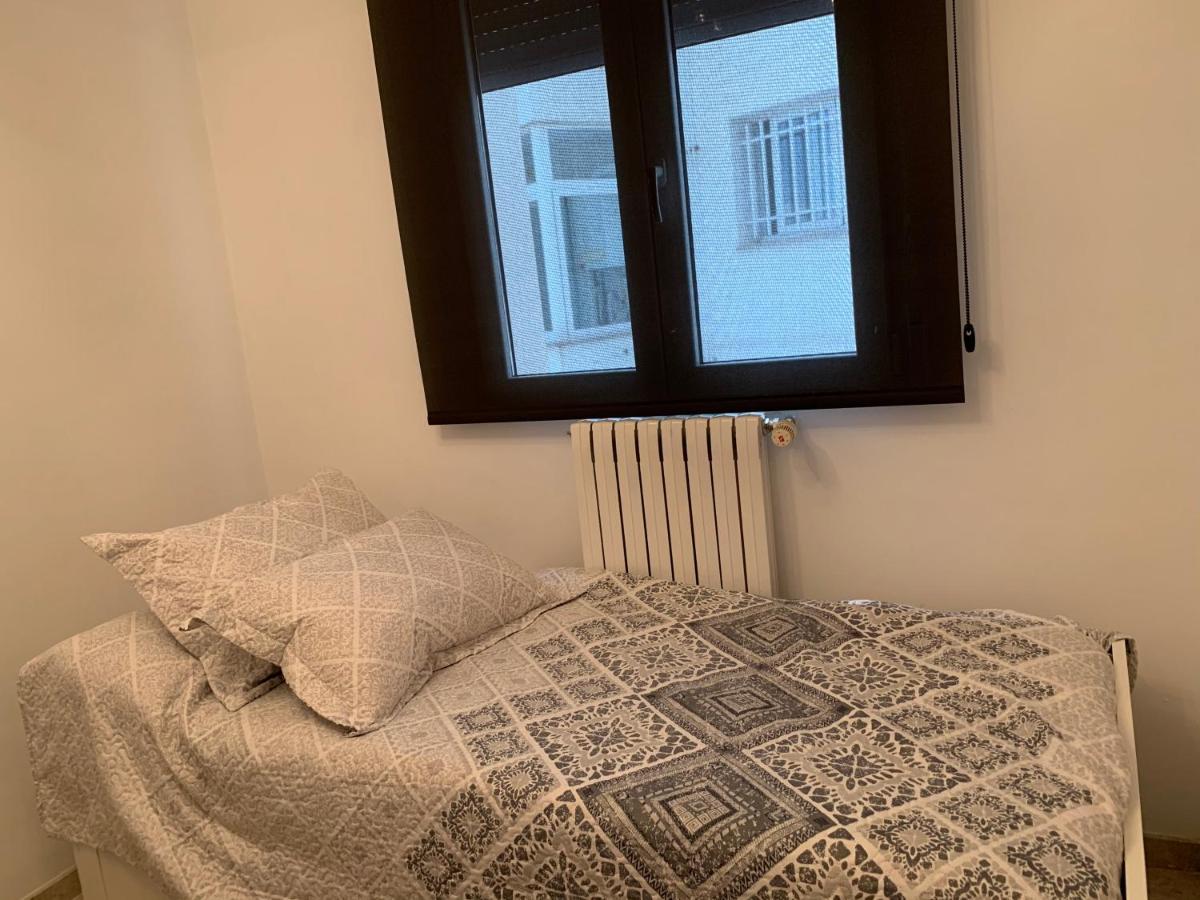 Bonito Alojamiento Junto A La Plaza De Toros Con Garage Appartement Albacete Buitenkant foto