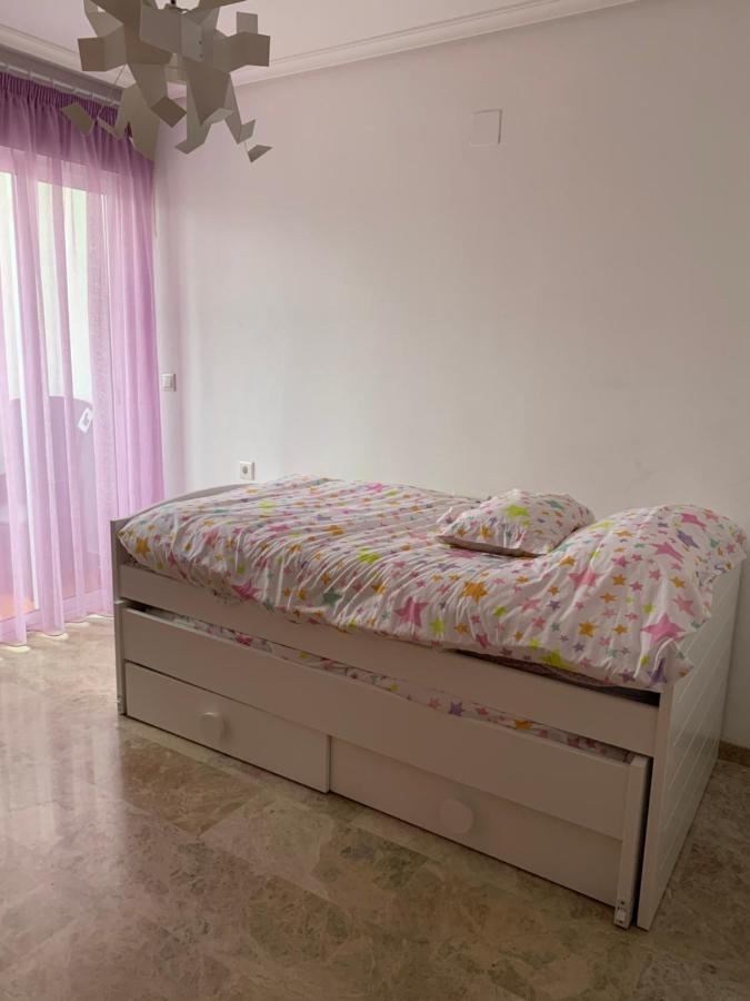 Bonito Alojamiento Junto A La Plaza De Toros Con Garage Appartement Albacete Buitenkant foto