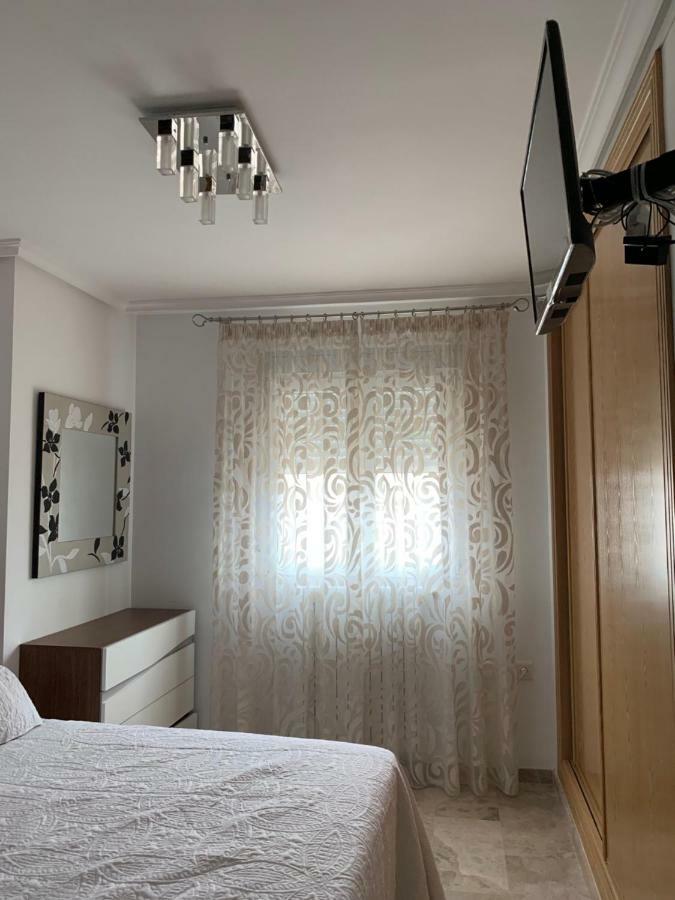 Bonito Alojamiento Junto A La Plaza De Toros Con Garage Appartement Albacete Buitenkant foto